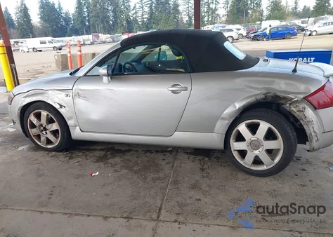 2001 Audi Tt из США, поврежденный, VIN TRUTX28N811011687